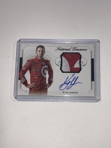 Lot 62: 2016 Panini Kyle Larson National Treasures 4/5