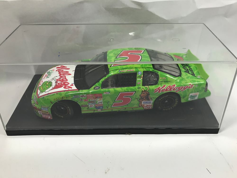 Lot 704: Terry Labonte #5 The Grinch Kelloggs Diecast