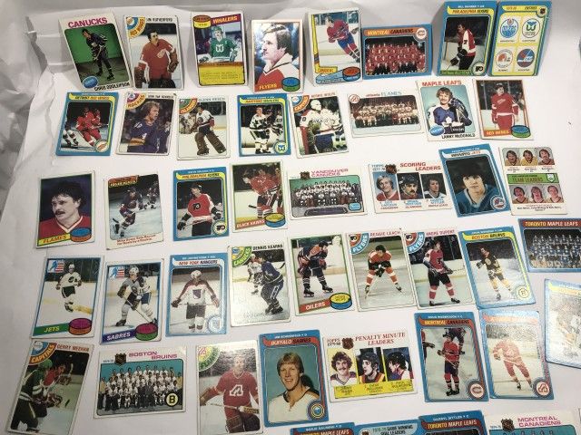 Lot 178: Vintage 70s Hockey Trading Card Collection NHL - 50+