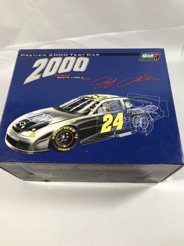 Lot 1142: Jeff Gordon #24 Preview 2000 Test Car NIB