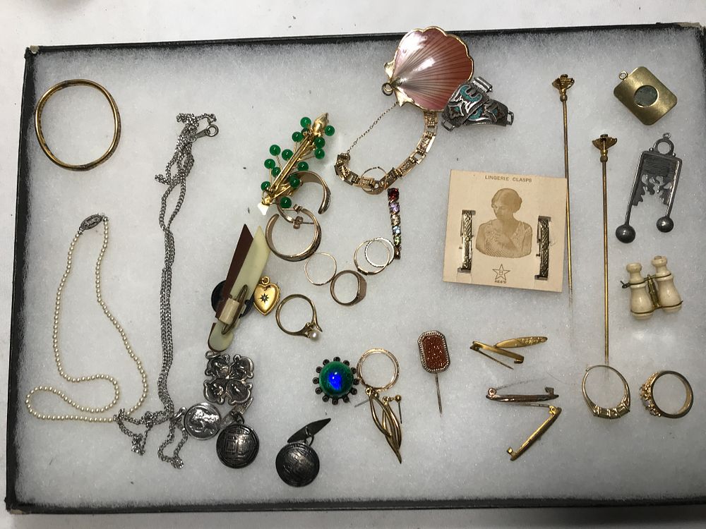 Lot 24: Assorted Jewelry Collection