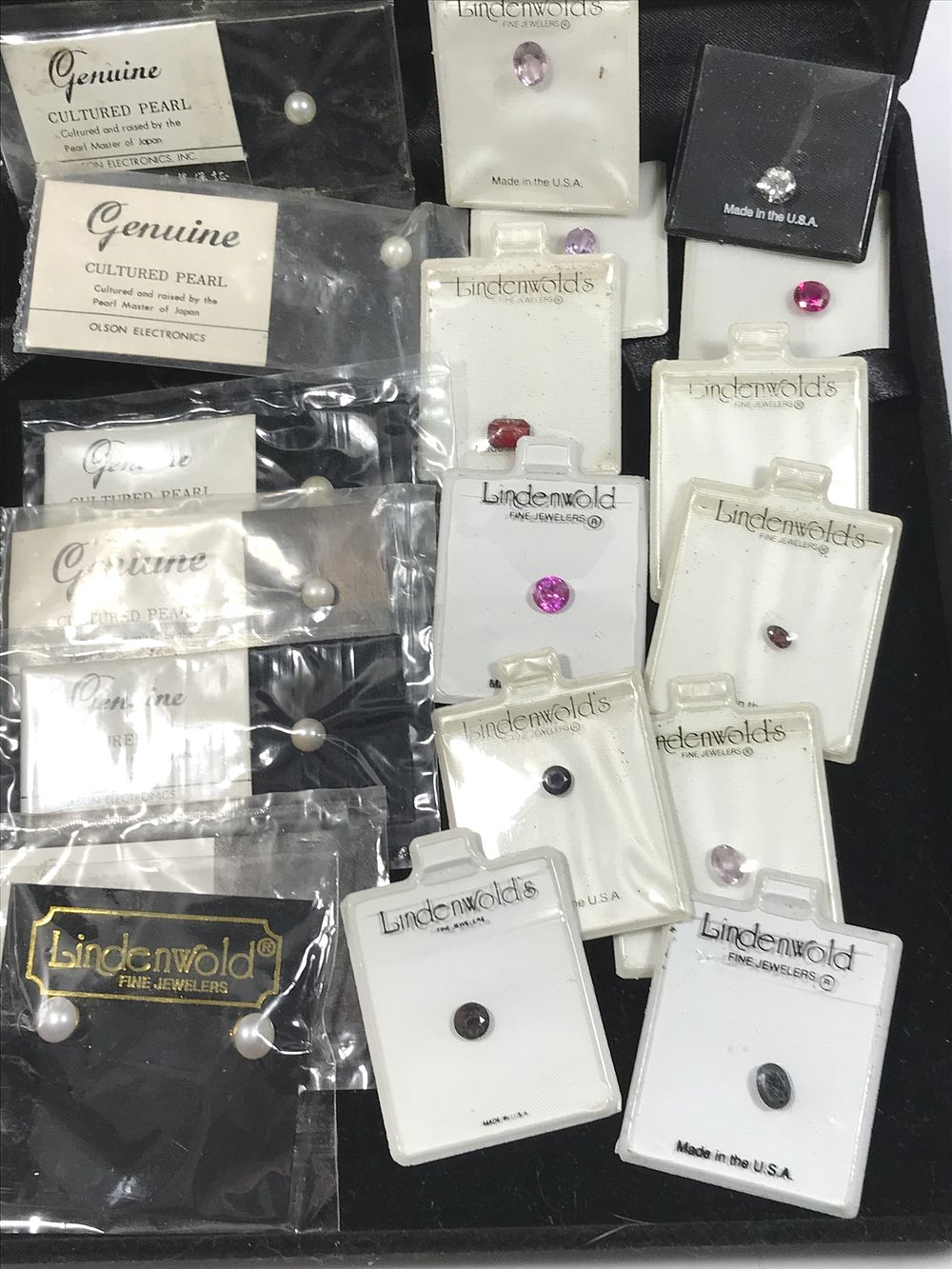 Lot 34: Gem Stone & Pearl Collection