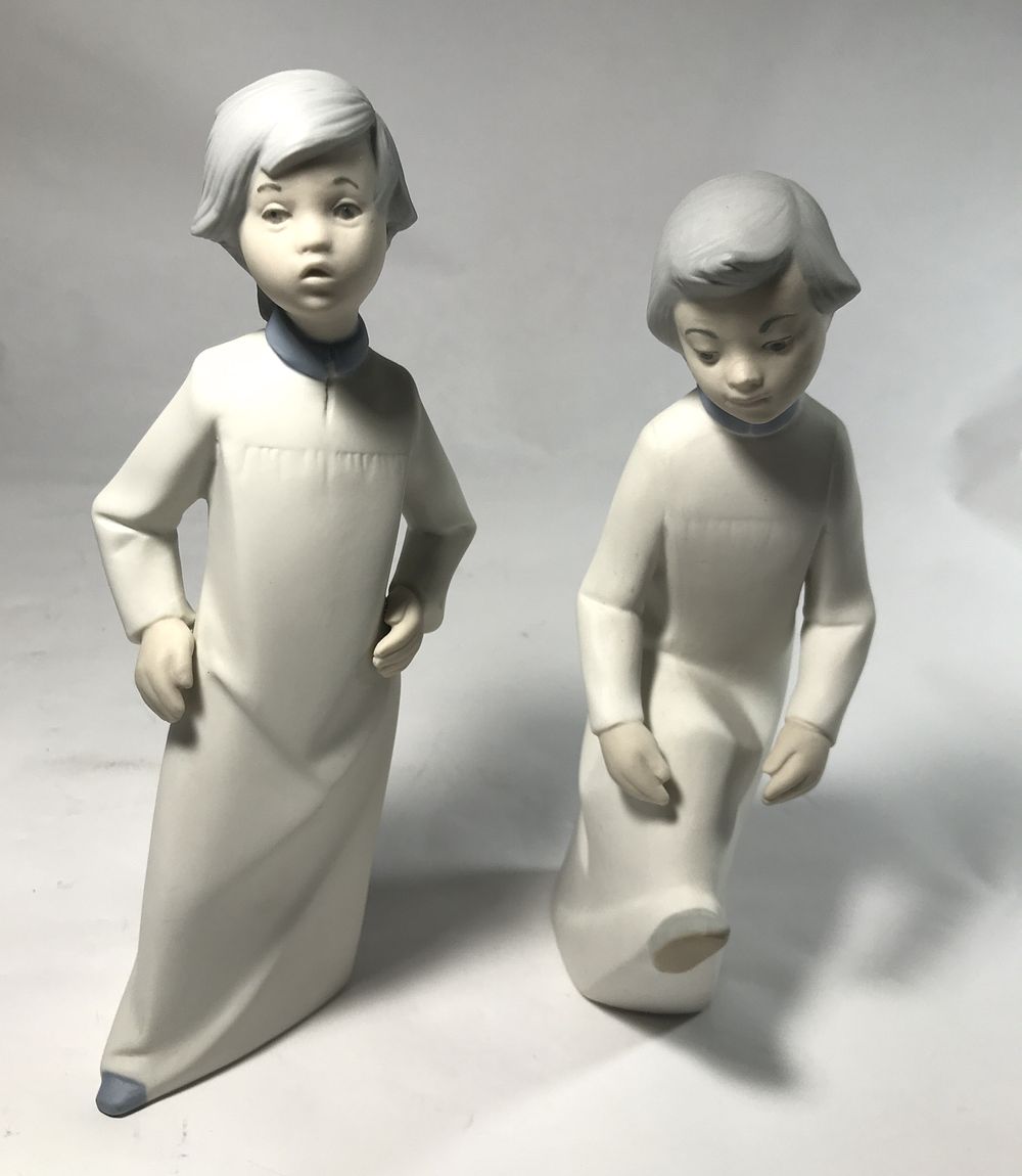 Lot 49: Rex Valencia Figurines