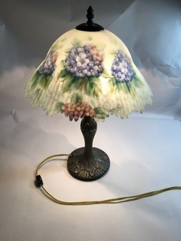 Lot 51: Vintage Reverse Painted Floral Table Lamp
