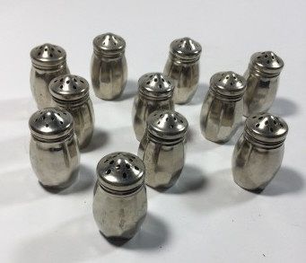 Lot 85: Vintage BARONIAL Plate Mini Salt & Pepper Shakers