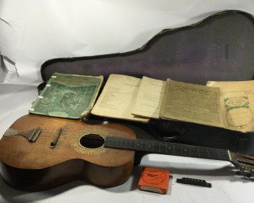 Lot 118: Oscar Schmidt Stella Decalcomania Concert Guitar