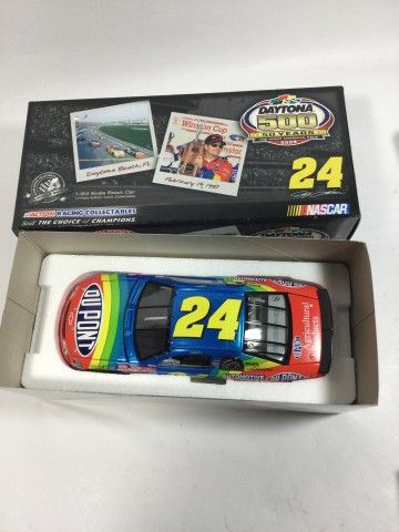 Lot 490: Jeff Gordon #24 DuPont 50 Years of Daytona