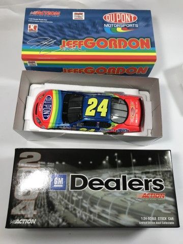 Lot 510: GM Dealers Jeff Gordon #24 DuPont Retro Rainbow