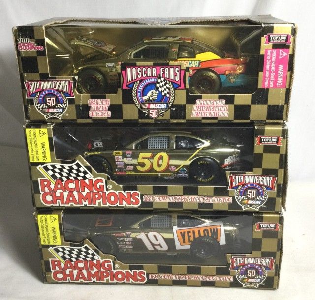 Lot 520: Racing Champions1:24 scale Die-cast Car Collection