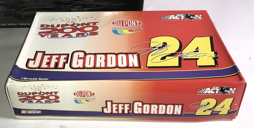 Lot 532: Jeff Gordon #24 DuPont 2002 Hauler NIB