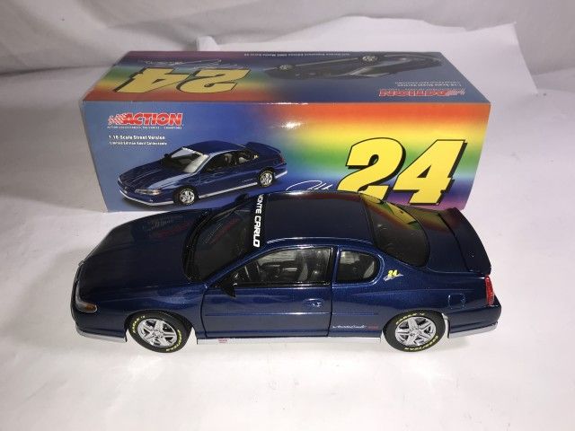 Lot 560: Jeff Gordon Signature Edition 2003 Monte Carlo SS