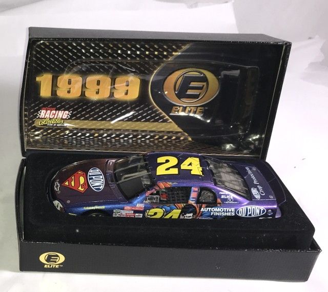 Lot 585: Jeff Gordon Elite 1999 Monte Carlo #24 Superman