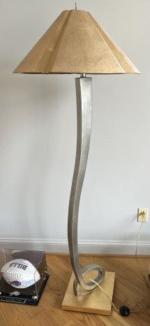 Lot 123a: Vintage Leeazanne Sculptural Metal Floor Lamp