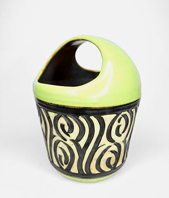 קרמית - קרמית. אגרטל קרמיקה ישראלית, תוצרת קרמית, בעל גלוזרה סופר מיוחדת בצבע ליים ירוק-צהוב 