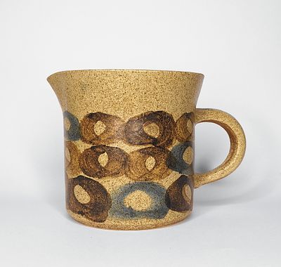 לפיד - לפיד. אגרטל קרמיקה ישראלית תוצרת לפיד, באיור ייחודי, חתום על ידי אלסבת כהן בראשי תיבות, אשר 