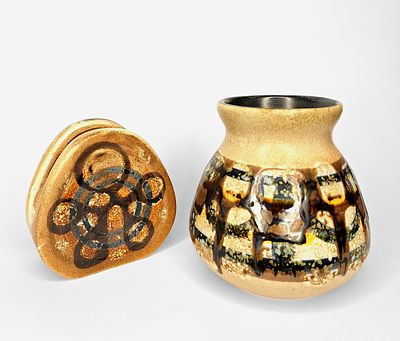 לפיד - לפיד. לוט קרמיקה ישראלית מתוצרת לפיד, מסדרת FREE. אגרטל בצבעים מרהיבים, כחולים, צהובים 