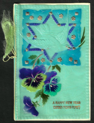 אגרת שנה טובה עשויה בקליט, כיתוב: "לשנה טובה תכתבו", כתובה באנגלית וביידיש, תוצרת גרמניה