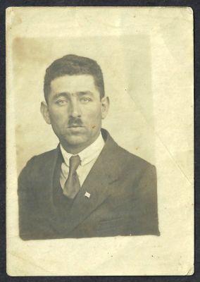 תצלום למזכרת מאת אריה וידנפלד, אביו של מפקד חיל האוויר, בני פלד, שכיהן בתפקיד זה בין השנים 