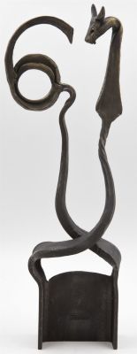 זאביק גוטליב - פסל עבודת יד של הפסל וחרש הברזל הבינלאומי, זאביק גוטליב. חתום. גוטליב זכה במקום 