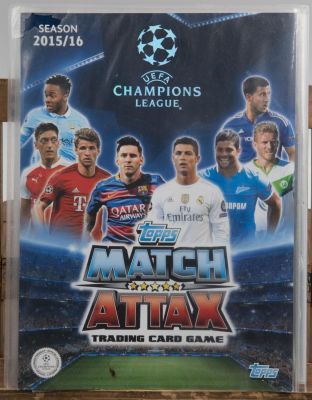אלבום קלפים של MATCH ATTAK, ליגת אלופות עונת 2015-16, כולל מאות קלפים שונים זה מזה. בנוסף, גם 