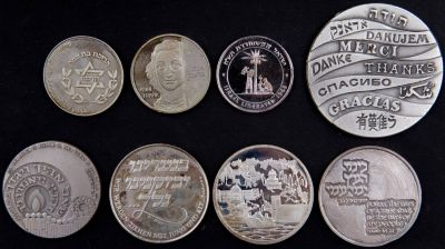 לוט 8 מדליות כסף שונות, החברה הממשלתית למדליות ולמטבעות: 1. חיפה, כסף 935, משקל: 22 גרם. 2. 