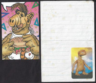 לוט של כרטיס ברכה בעברית של אלף, הוצאת פלפוט, 1987. בנוסף, נייר מכתבים של אי.טי.