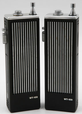 מארז זוג ווקי טוקי תוצרת קונדור, CONDOR, דגם WT-109, תוצרת הונג קונג, כולל תעודת אחריות, סוללות 