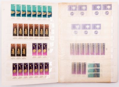 אלבום בולי ישראל שנים 1964-1965. מאות רבות של בולים עם שובלים חתומים ולא חתומים. מצב הבולים 