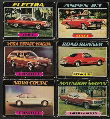 מכוניות - לוט 6 קלפי איסוף של מכוניות, מתנת חברת המסטיקים Topps Chewing gum, שנות השבעים. הקלפי 