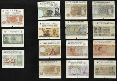 לוט 15 עטיפות מסטיק, סדרת שטרות ישראל ועולם, שנות השישים. עטיפות פתוחות. מצבים טובים