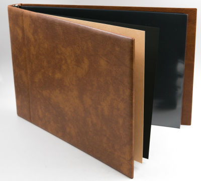 אלבום חדש שלא היה בשימוש של חברת לינדנר LINDNER, חריג במימדיו, הכולל 14 טבעות, 10 דפים ענקיים. 