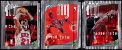 מייקל ג'ורדן - לוט 3 מעטפות מלאות של אלבום הקלפים מייקל ג'ורדן, חברת UPPER DECK, שנת 1998. יצוין 