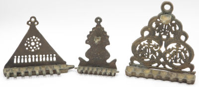 לוט 3 חנוכיות שמן, שונות זו מזו, מצבים טובים