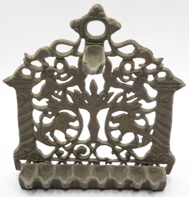 חנוכית שמן, גובה: 21.5 ס"מ