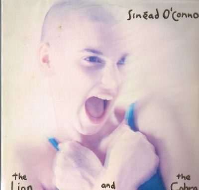 תקליט Sin&eacute;ad O'Connor – The Lion And The Cobra, תוצרת ישראל. מצב התקליט: EX