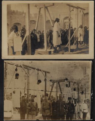 לוט 2 גלויות ריל פוטו של חיילים עותמאניים המוציאים להורג ארמנים ברחבת הקישלה (משטרה טורקית) 