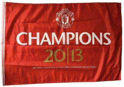 מנצ'סטר יונייטד - דגל של קבוצת מנצ'סטר יונייטד בכדורגל לשנת 2012/13, לציון הזכייה ה-20 באליפות 