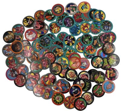 לוט כ-100 פוגים, סדרות שונות, ביניהן: ענקי הבושידו, קומדי סטור, הורוספוג, בנק הפועלים ועוד 