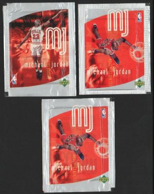 מייקל ג'ורדן - לוט 3 מעטפות מלאות של אלבום הקלפים מייקל ג'ורדן, חברת UPPER DECK, שנת 1998. יצוין 