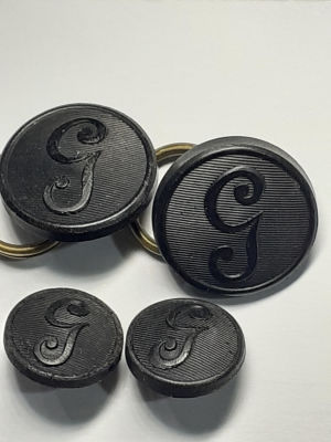 לוט 4 כפתורים של מדי גפיר - נוטר מתקופת המנדט הבריטי. סופר נדירים. מצב חדש, עשוים בקליט. חתומים 