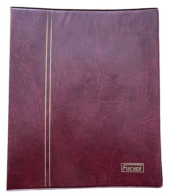 אלבום איכותי לטלכרדים המכיל 50 דפים מתוצרת חברת לייטהאוס Lighthouse הגרמנית. בכל דף מקום ל-8 