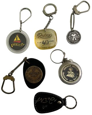 אופנה - לוט 6 מחזיקי מפתחות בתחום האופנה בישראל, חנויות ומפעלים, שנות השישים