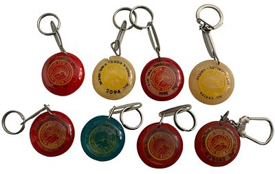 ציון - לוט 8 מחזיקי מפתחות של סוכניות ביטוח של חברת "ציון", שנות השישים