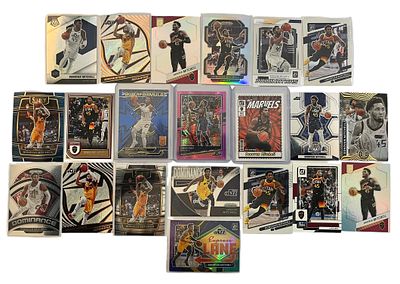 לוט 21 קלפי NBA של דונובן מיטשל Donovan Mitchell. הלוט כולל פרללים, אינסרטים, וקלף ממוספר ל-99