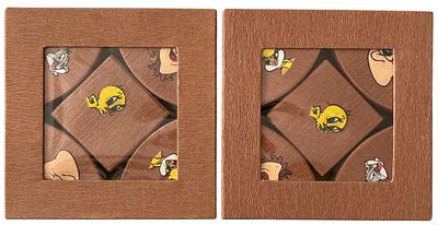 לוט 2 מארזי קופסאות וורנר ברוס LOONEY TUNES, שנת 2000. בכל מארז ישנם 5 קופסאות, על כל אחת דמות 