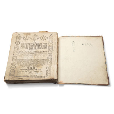 Slichot for all year round, the custom of the Frankfurt community and other Ashkenazic 