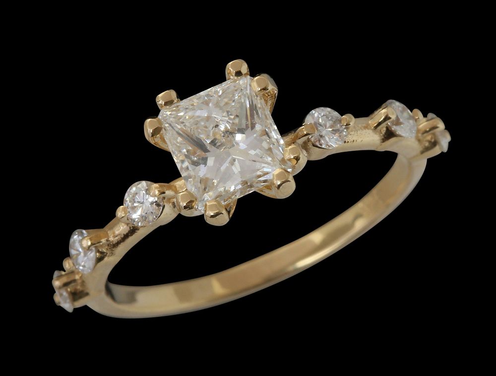Tiroche | Auction 341 | Jewelry and Fashion Summer Auction