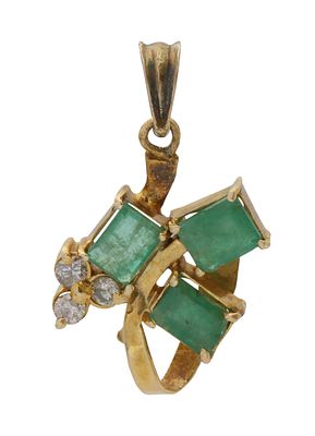 A 14K GOLD PENDANT. Set with 3 emeralds and 3 small diamonds. Length approx. 2.7 cm. Weight 