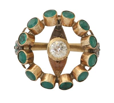 AN 18K GOLD RING. Set with an old-cut diamond in the center weighing approx. 0.30 ct. and 