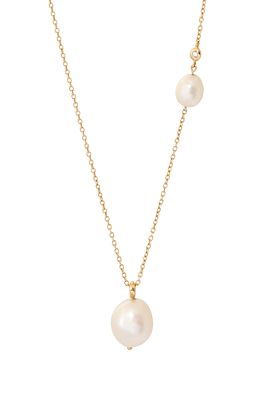 H. STERN 18K GOLD NECKLACE. MY Collection, set with 2 small diamonds and 2 pearls. Graduated.